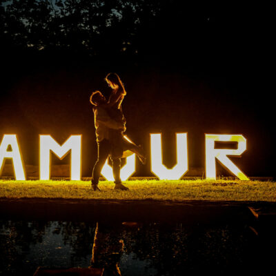 Lettres géantes AMOUR